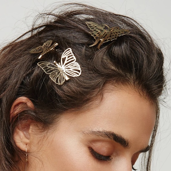 Free People Accessories - FP💫 Set of 4 Fly Away Hair Clips Gold Butterflies